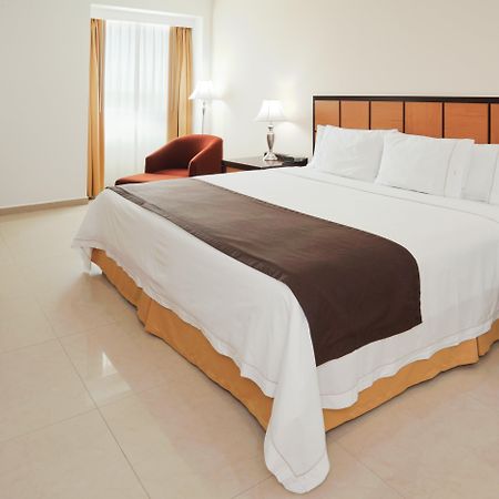 Holiday Inn Express Paraiso - Dos Bocas, An Ihg Hotel Eksteriør bilde