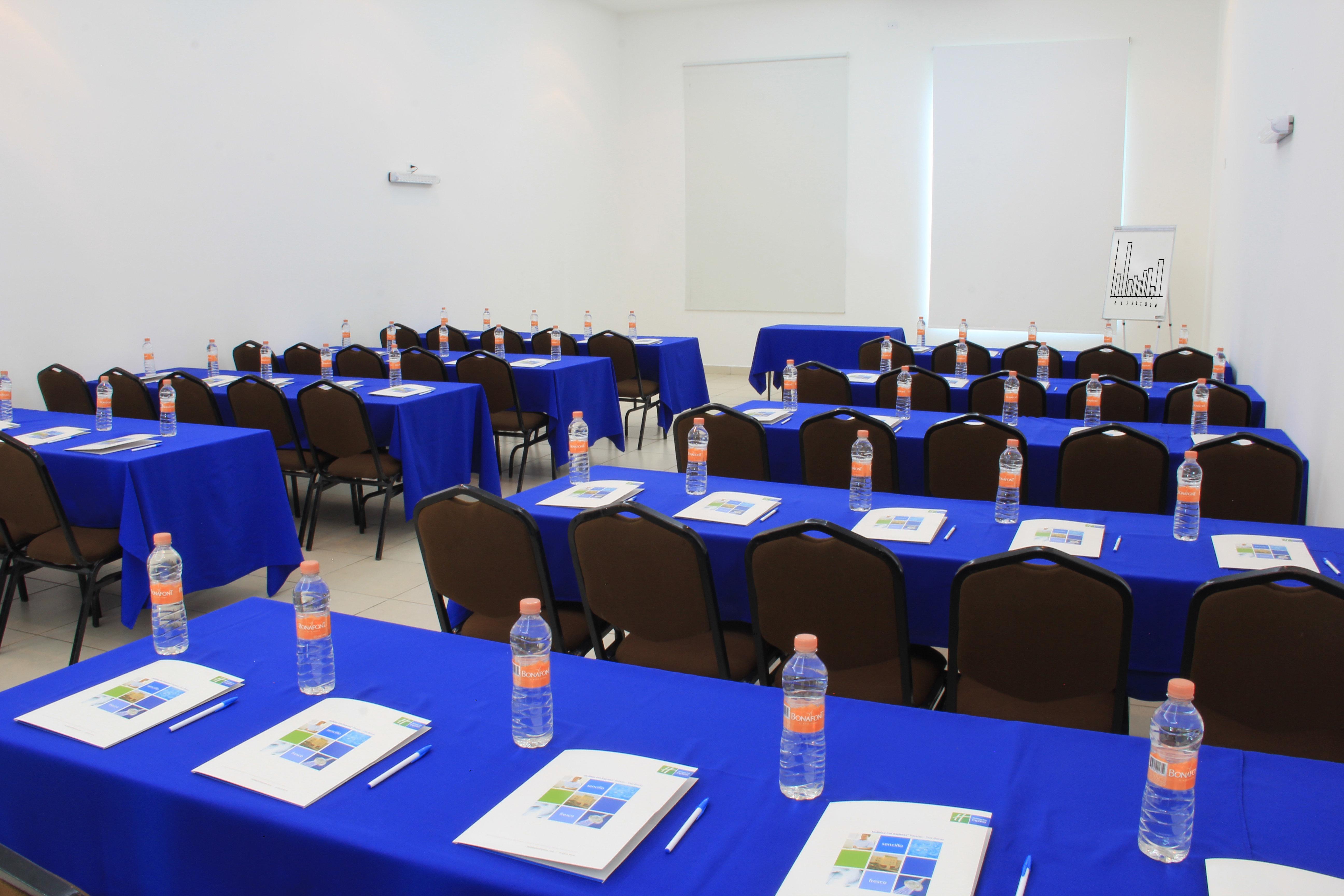 Holiday Inn Express Paraiso - Dos Bocas, An Ihg Hotel Eksteriør bilde
